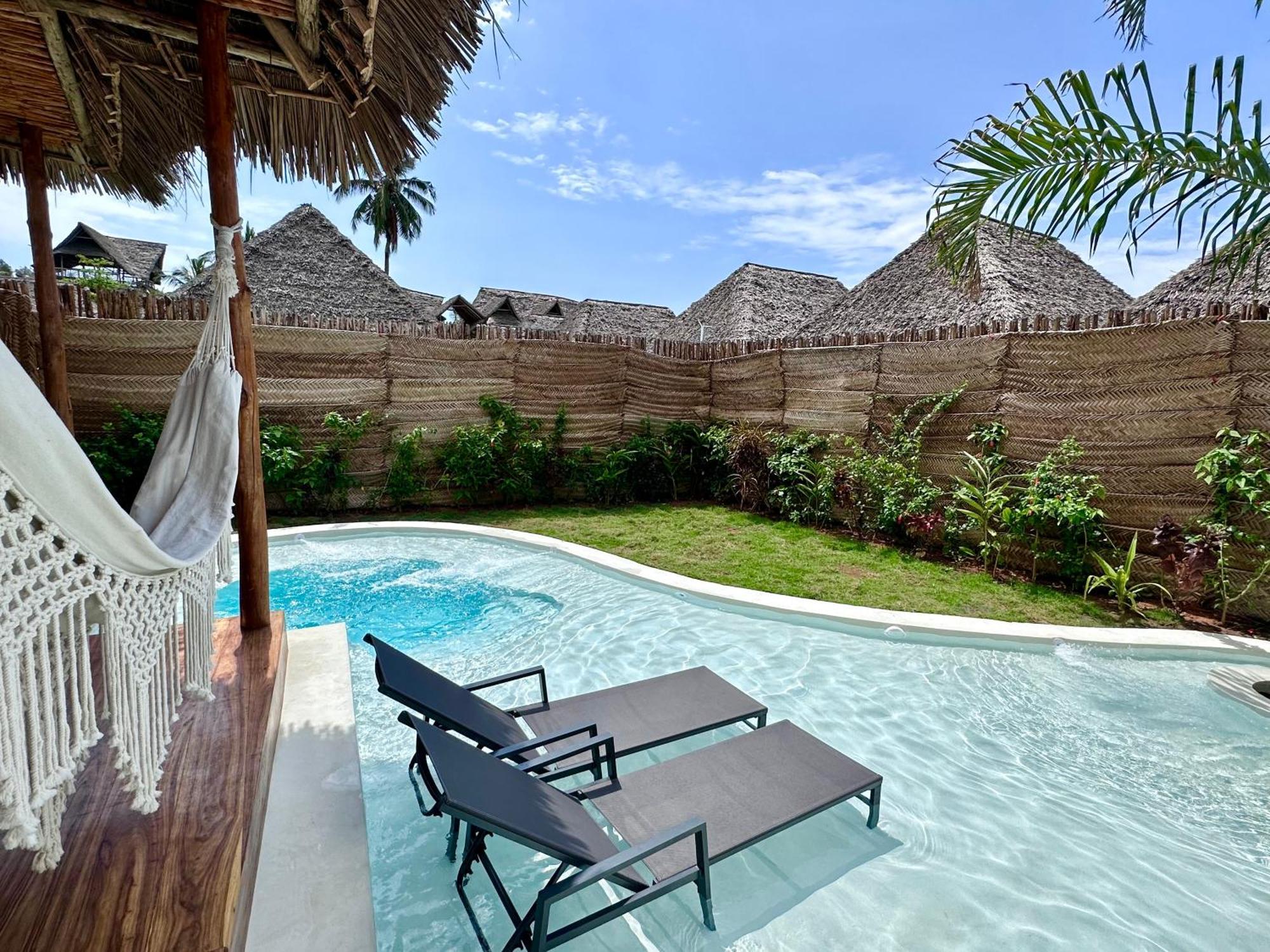 Safaya Luxury Villas - Adults Only Нунгві Екстер'єр фото